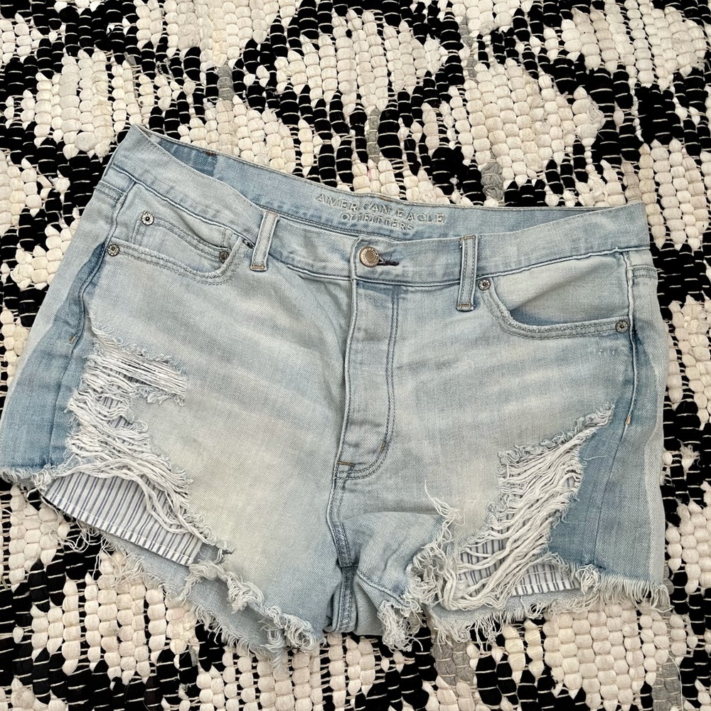 American eagle High rise festival shorts